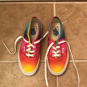 VANS • Athletic style